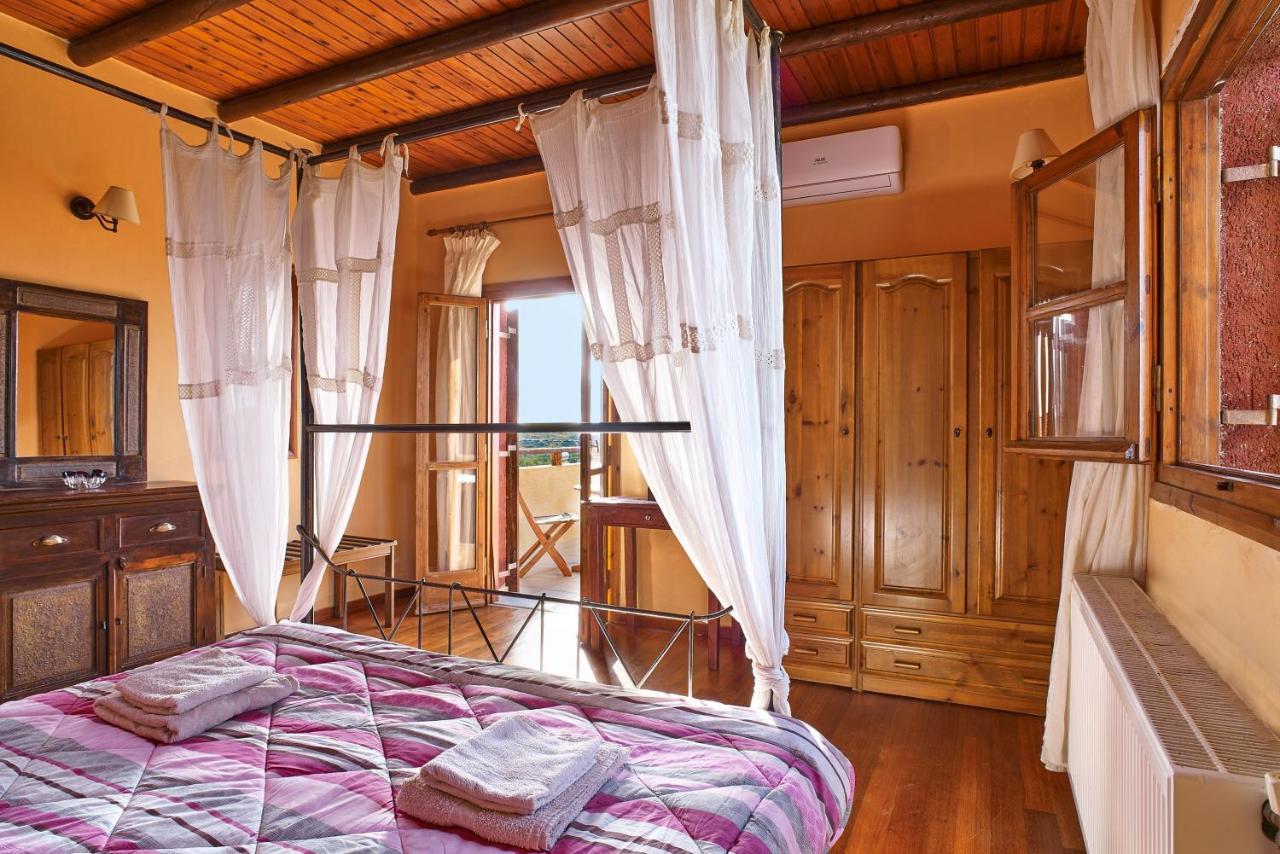 Villa Evenos Of 3 Bedrooms - Irida Country House Of 2 Bedrooms With Private Pools Элафониси Экстерьер фото
